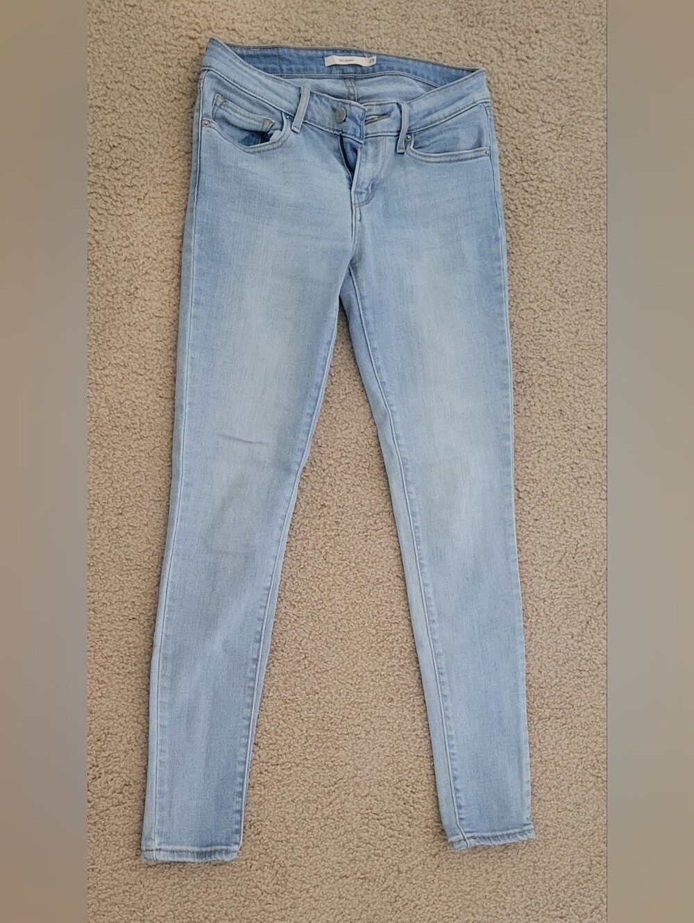 Levi's Women's Skinny Jeans in Light Blue Wash